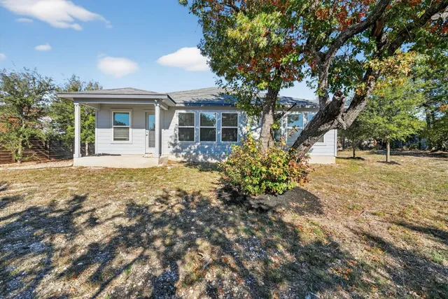 $2,300 | 20703 Ridgeview Road, Lago Vista, TX 78645