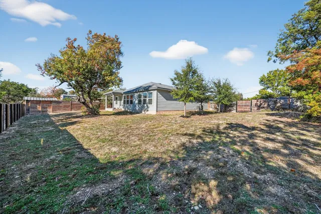 $2,300 | 20703 Ridgeview Road, Lago Vista, TX 78645