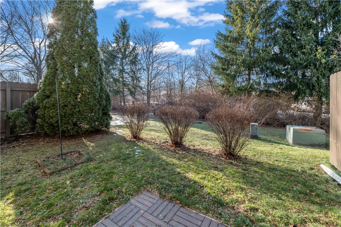 40 Old Stone Lane Greece, NY 14615 - Photo 21 of 23