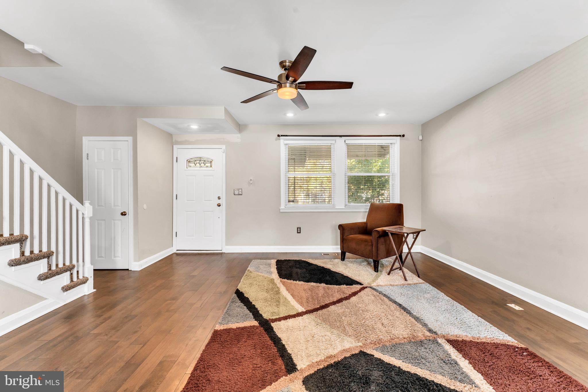 1647 Ralworth Road Baltimore, MD 21218 - Photo 4 of 35 Living room