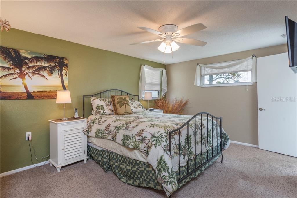 5530 Riddle Road Holiday, FL 34690 - Photo 14 of 31 Gallery Image 14