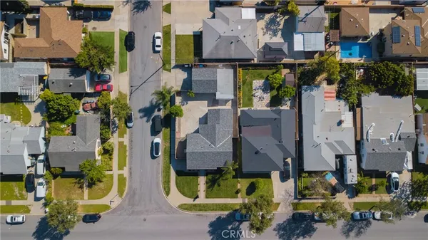 an aerial view of multiple house