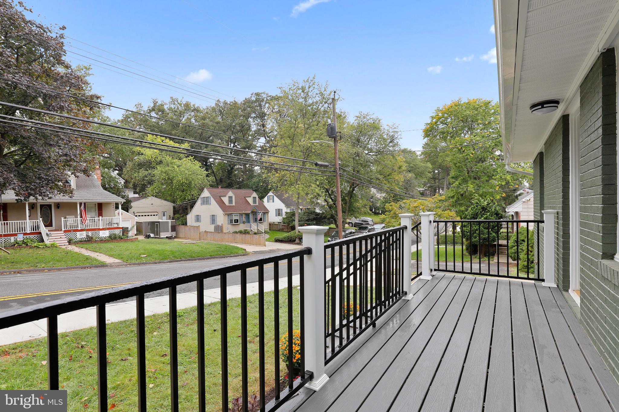 410 West Maple Road Linthicum Heights, MD 21090 - Photo 5 of 58 Front Porch