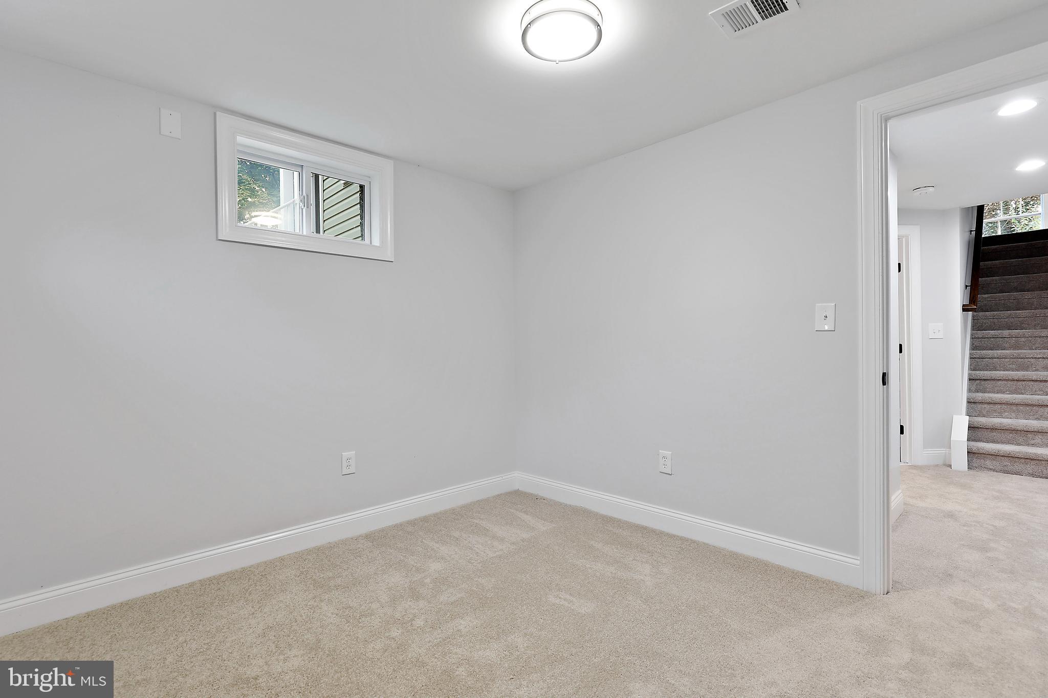 410 West Maple Road Linthicum Heights, MD 21090 - Photo 46 of 58 Lower-Level Office