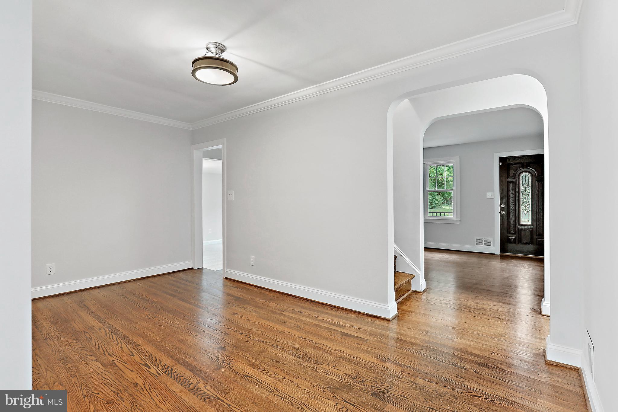 410 West Maple Road Linthicum Heights, MD 21090 - Photo 10 of 58 Dining Room