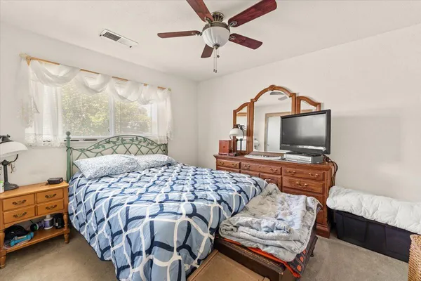 $379,900 | 19577 Medo Vale Lane, Redding, CA 96002