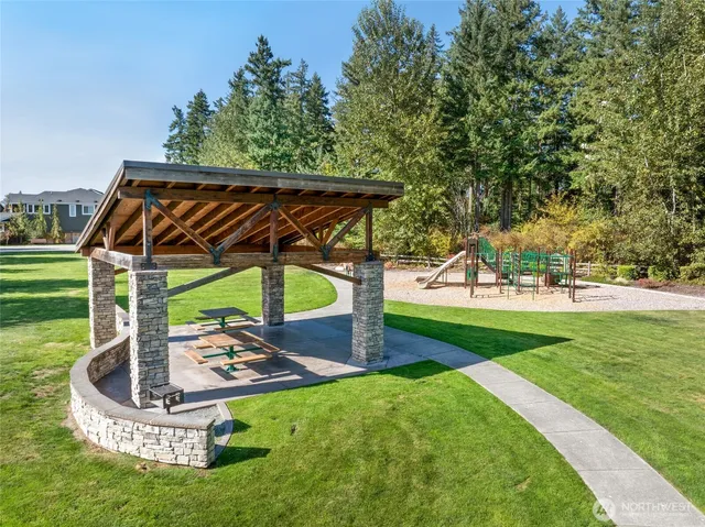 a view of outdoor space