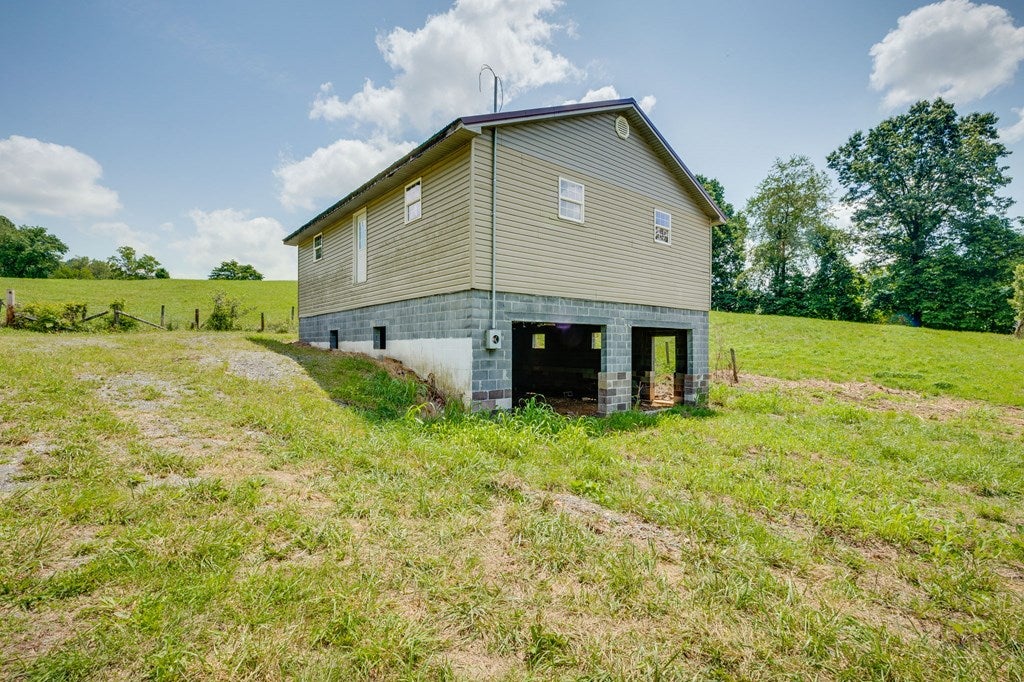 Tbd Call Valley Road Swords Creek, VA 24649 - Photo 10 of 31 Gallery Image 10