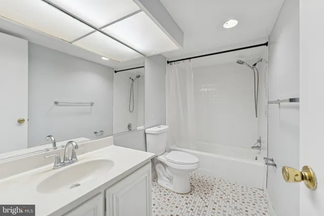 $1,475 | 6100 Westchester Park Drive, College Park, MD 20740