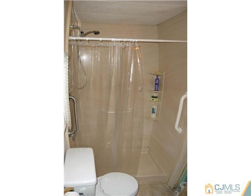 68 Whitman Road, Unit 68 North Brunswick, NJ 08902 - Photo 12 of 12 Gallery Image 12