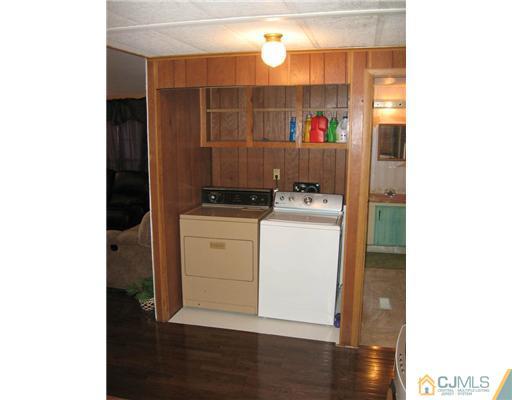 68 Whitman Road, Unit 68 North Brunswick, NJ 08902 - Photo 8 of 12 Gallery Image 8