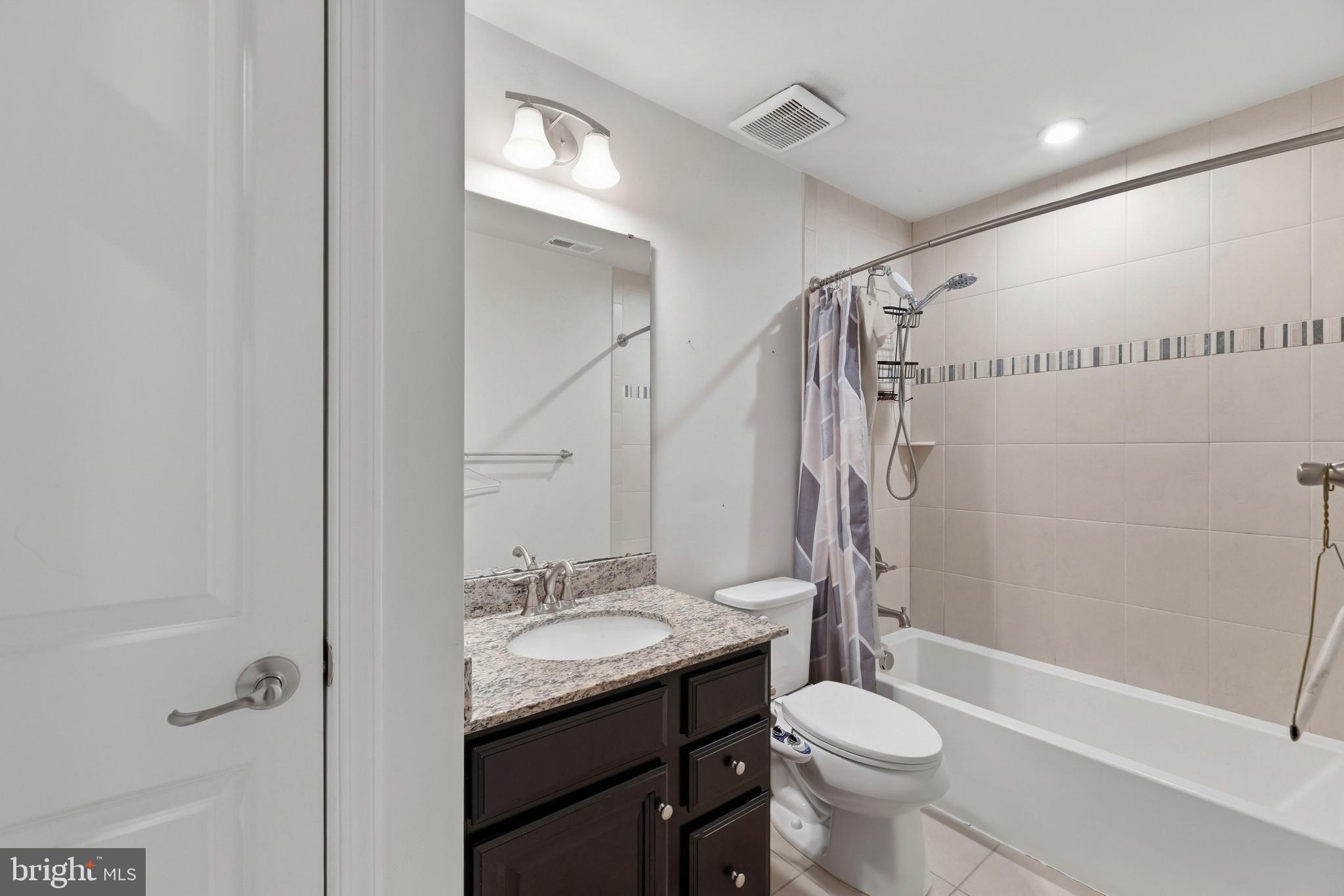 2720 Fredericksburg Road Hanover, MD 21076 - Photo 32 of 45 Hall Bath
