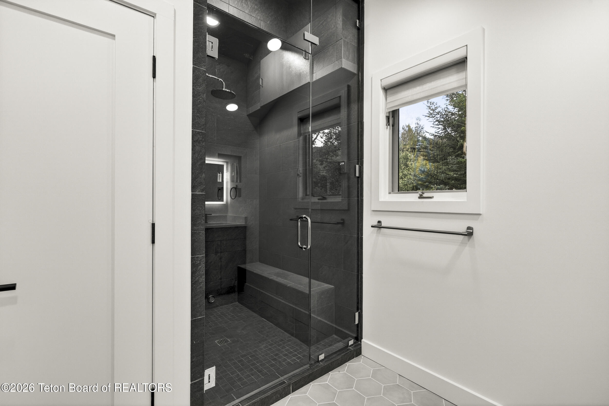 480 Henley Road Jackson, WY 83001 - Photo 23 of 57 Master shower