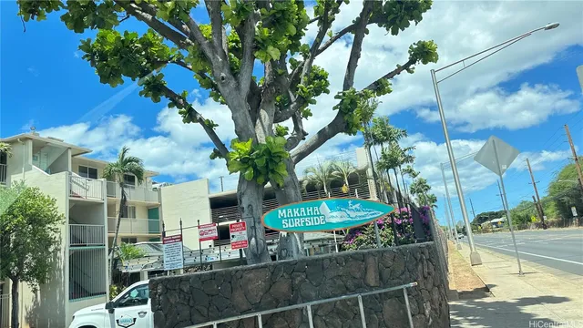 a house view with a outdoor space