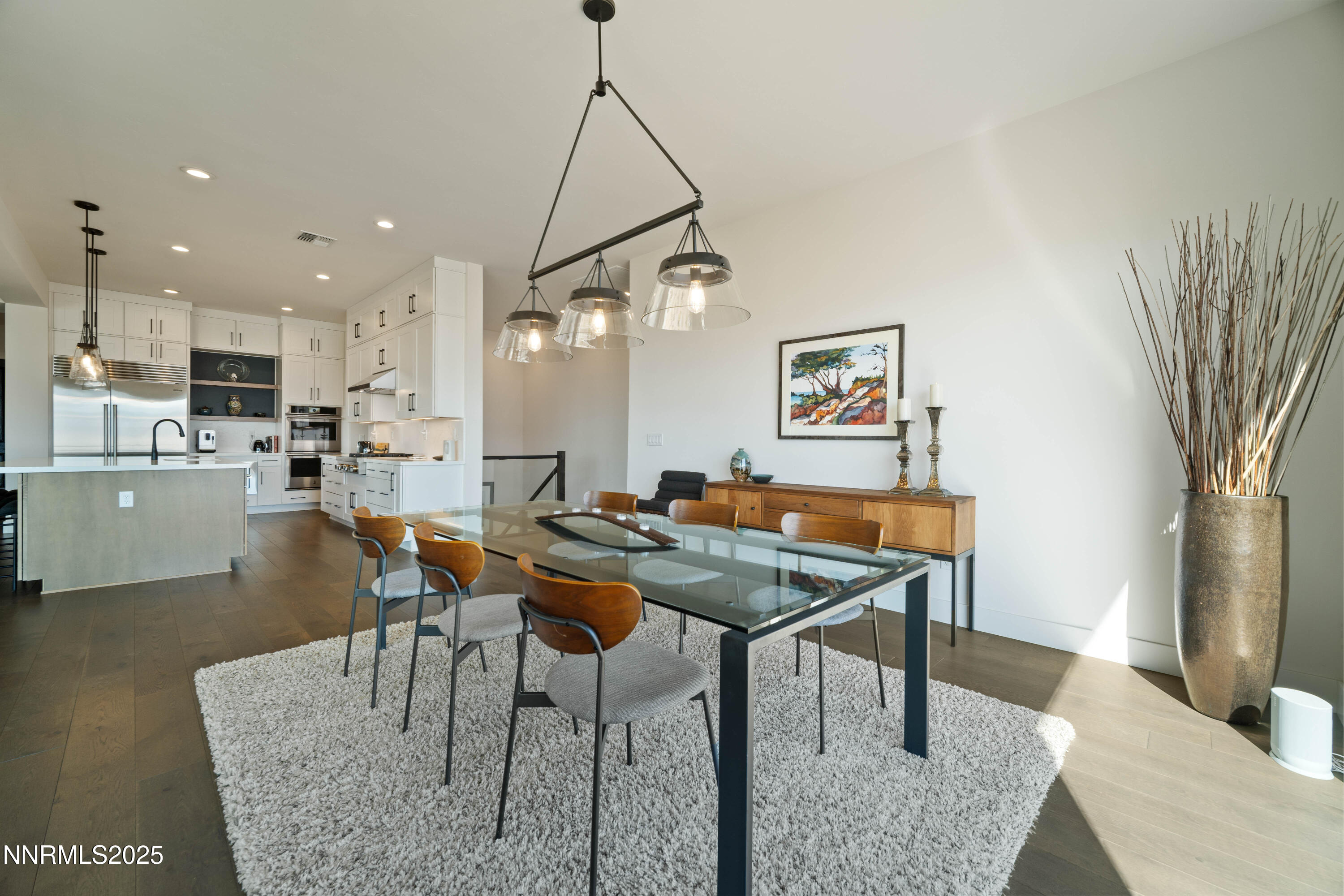 9176 Graycliff Lane Reno, NV 89523 - Photo 19 of 54 dining room island
