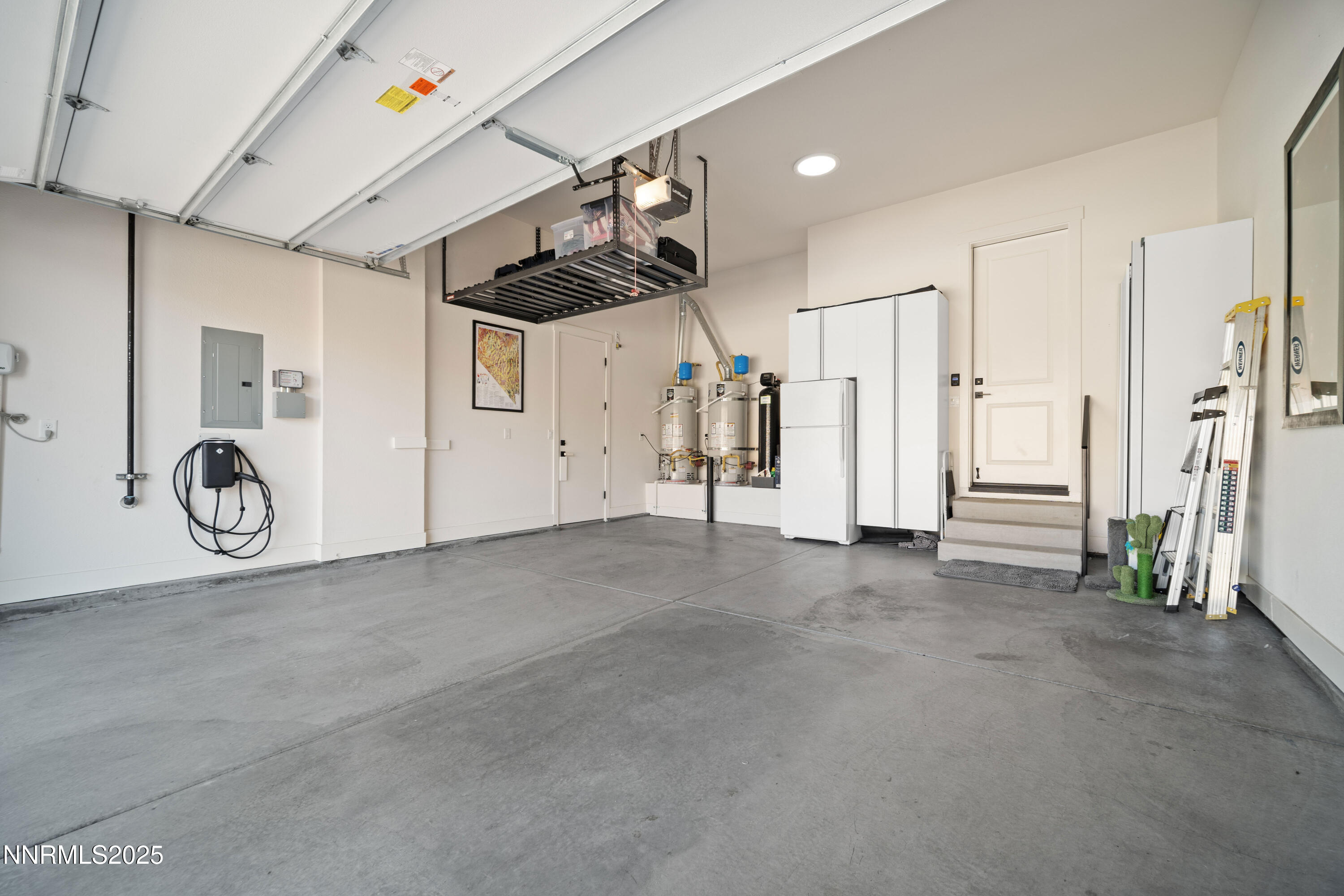 9176 Graycliff Lane Reno, NV 89523 - Photo 44 of 54 garage 2