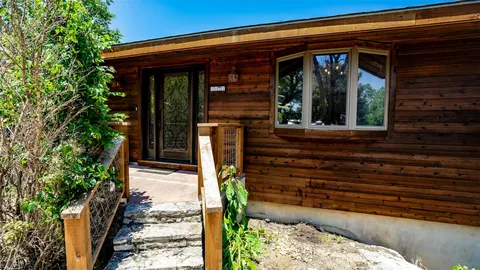 $930,000 | 1121 Brad Street, Canyon Lake, TX 78133