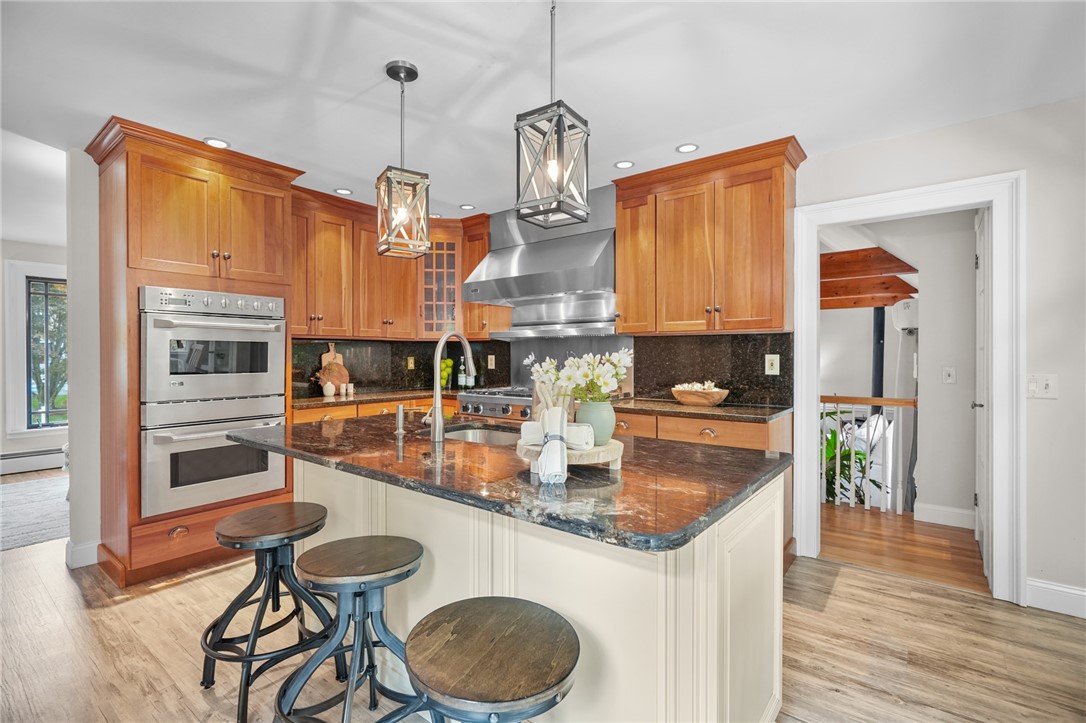 22 Fireside Drive Barrington, RI 02806 - Photo 11 of 40