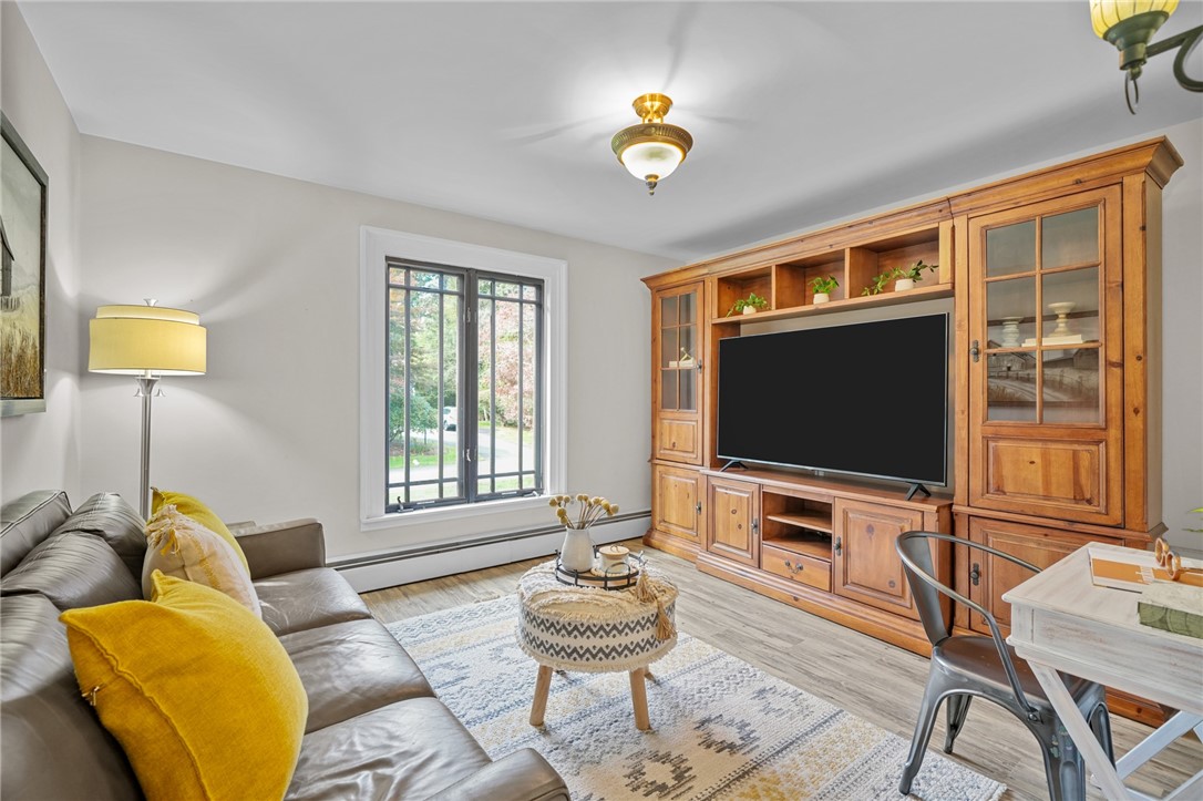 22 Fireside Drive Barrington, RI 02806 - Photo 17 of 40