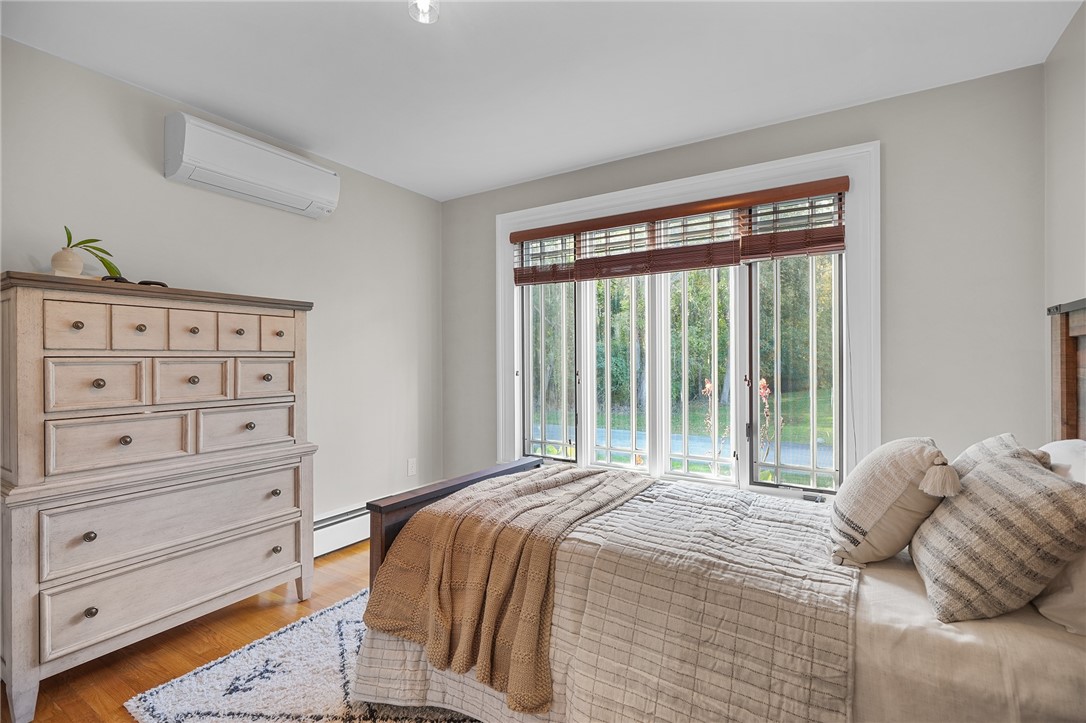 22 Fireside Drive Barrington, RI 02806 - Photo 26 of 40 Bedroom 2 floor !