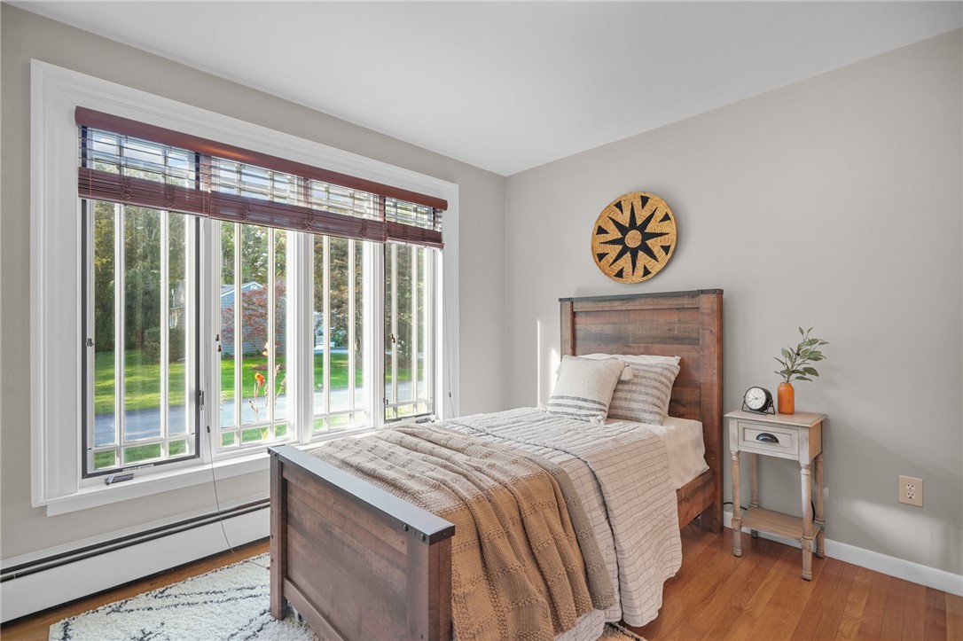 22 Fireside Drive Barrington, RI 02806 - Photo 27 of 40 Bedroom 2 floor 1