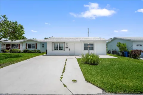 $250,000 | 142 Northwest 10th Court, Boynton Beach, FL 33426