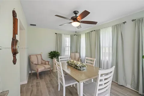 $250,000 | 142 Northwest 10th Court, Boynton Beach, FL 33426