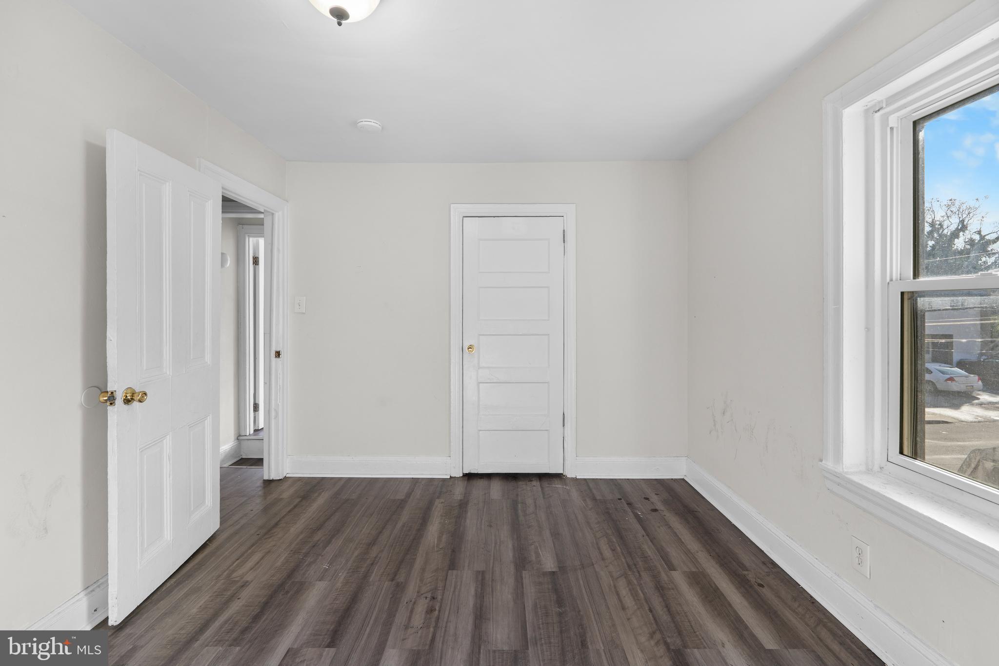 421 Mechanic Street Philadelphia, PA 19144 - Photo 16 of 20 wooden floor in an empty room