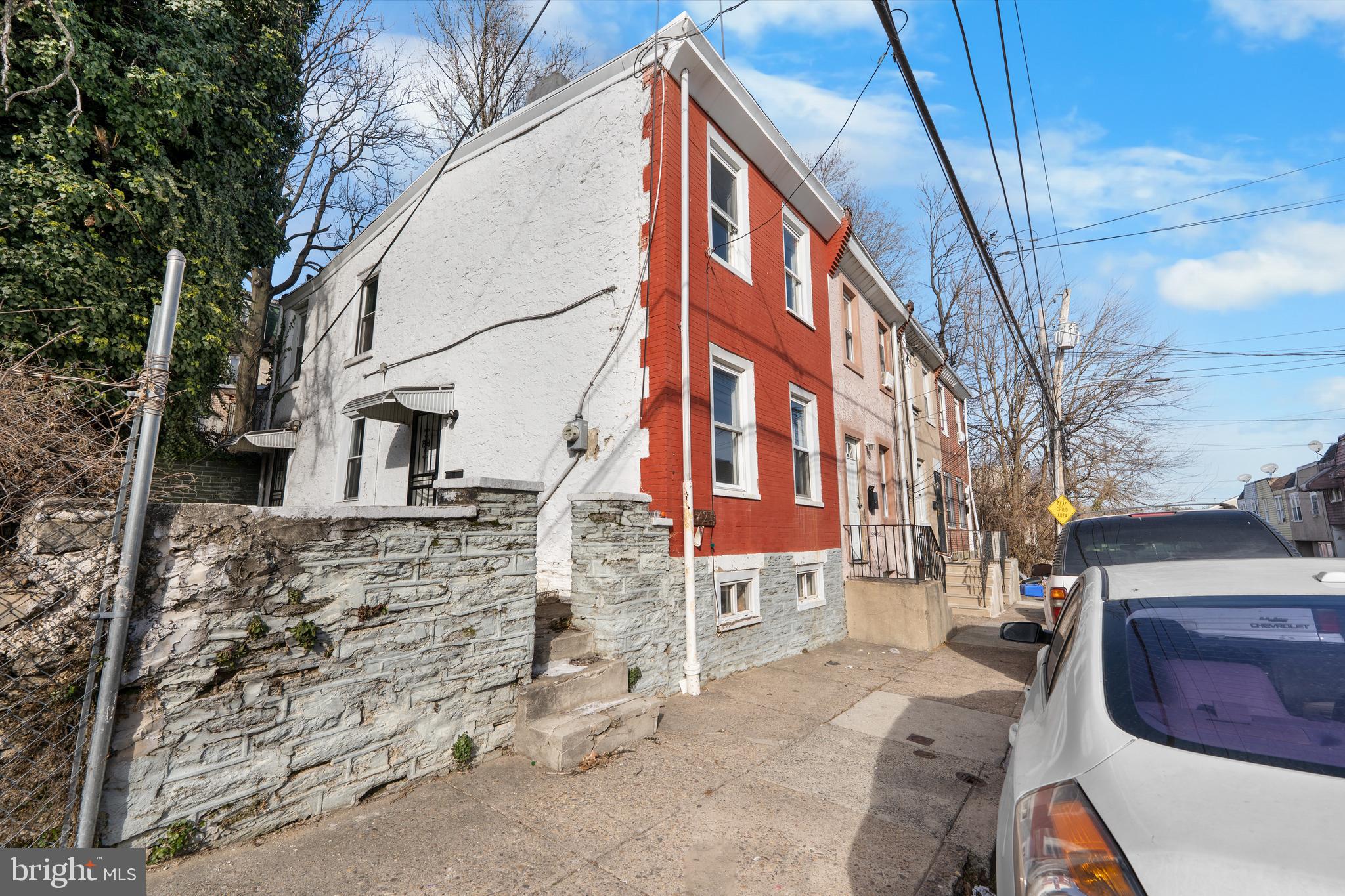 421 Mechanic Street Philadelphia, PA 19144 - Photo 19 of 20 a view of a building with a yard