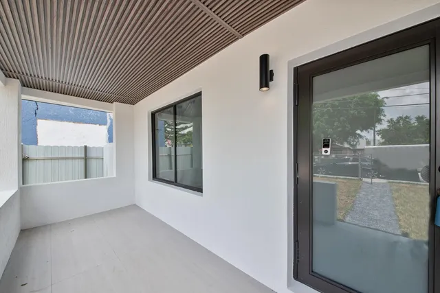 $520,000 | 860 Northwest 70th Street, Miami, FL 33150