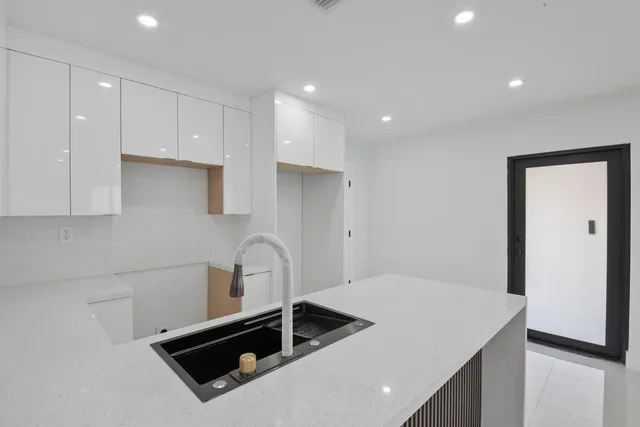 $520,000 | 860 Northwest 70th Street, Miami, FL 33150