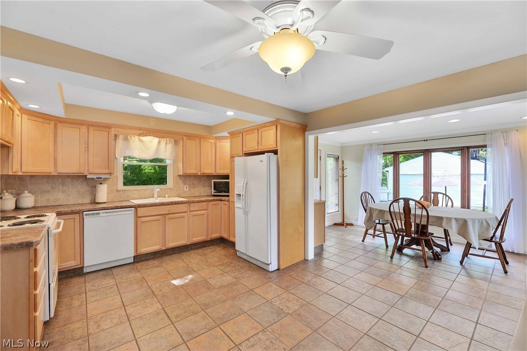 21484 Eaton Road Cleveland, OH 44126 - Photo 5 of 35 Gallery Image 5