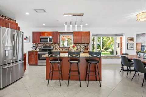 $829,000 | 3431 Northeast 18th Avenue, Oakland Park, FL 33306