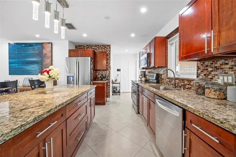 $829,000 | 3431 Northeast 18th Avenue, Oakland Park, FL 33306