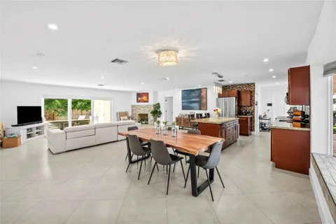 $829,000 | 3431 Northeast 18th Avenue, Oakland Park, FL 33306