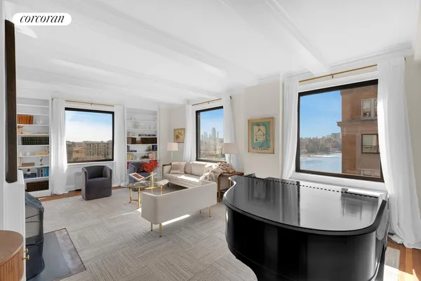 $2,995,000 | 25 East End Avenue, Unit 13G | Upper East Side