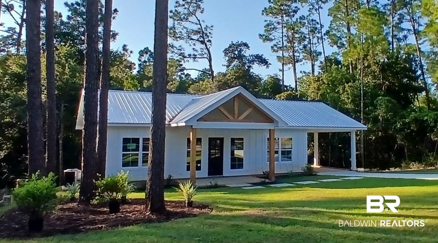 2721 Manuel Drive Lillian, AL 36549 - Photo 1 of 9 Front Of Structure