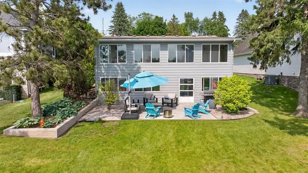 $449,900 | 115 Kingsbury Drive, Brooklyn, MI 49230