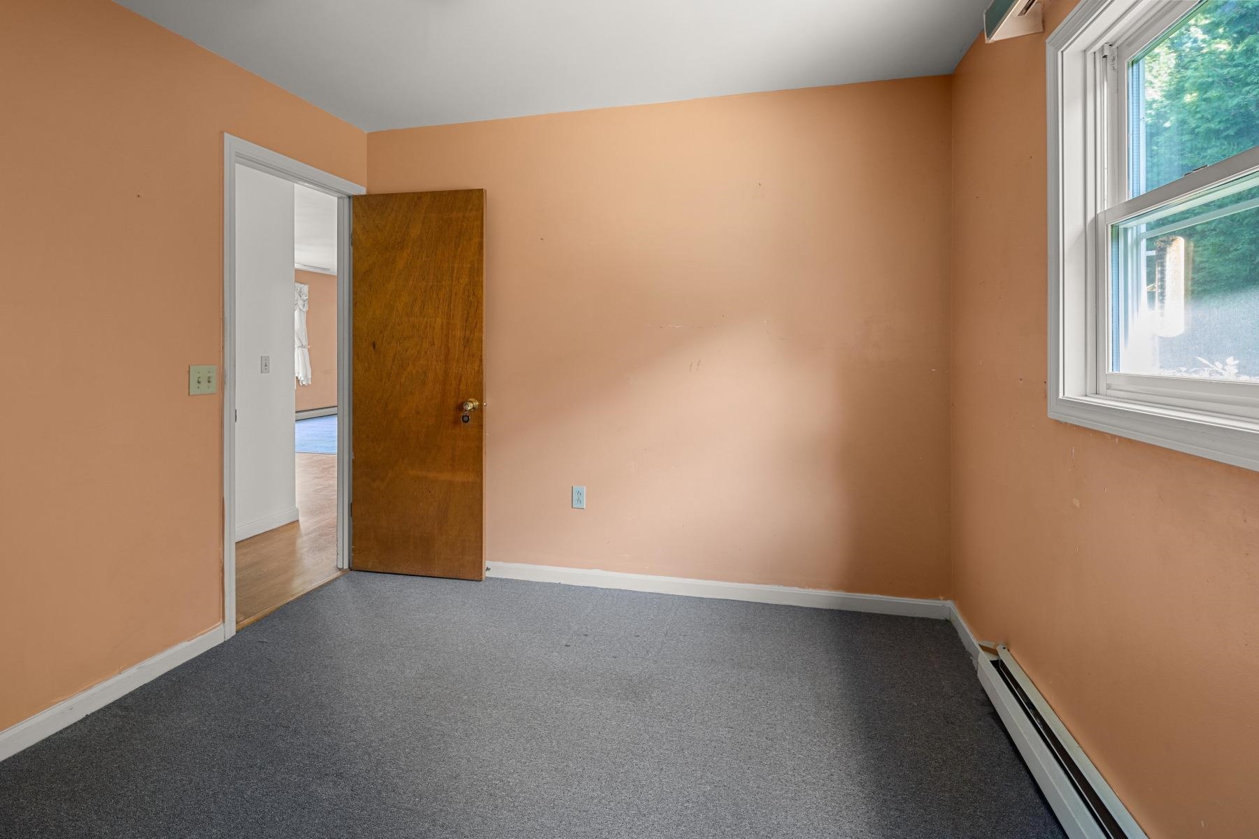 199 Valleyfield Drive Colchester, VT 05446 - Photo 9 of 29