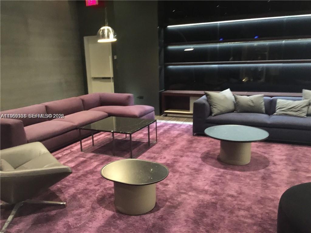 68 Southeast 6th Street, Unit 2807 Miami, FL 33131 - Photo 15 of 30