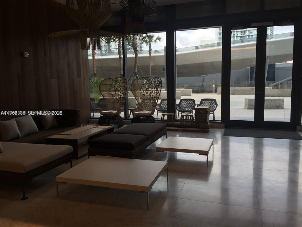 68 Southeast 6th Street, Unit 2807 Miami, FL 33131 - Photo 19 of 30