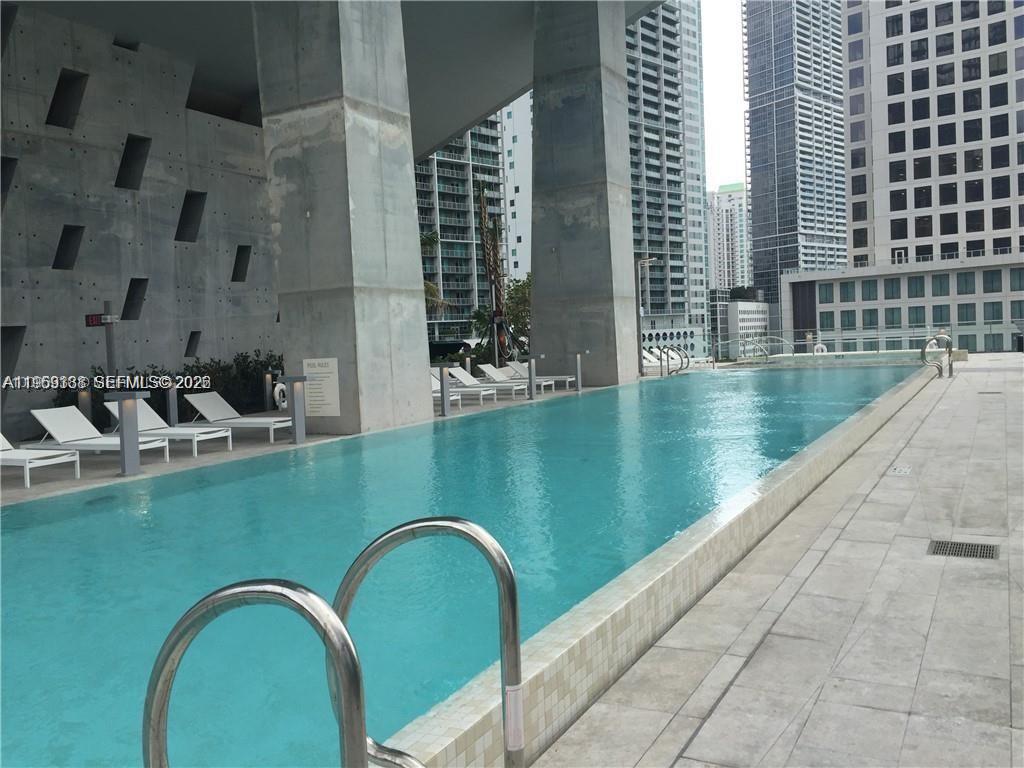 68 Southeast 6th Street, Unit 2807 Miami, FL 33131 - Photo 25 of 30