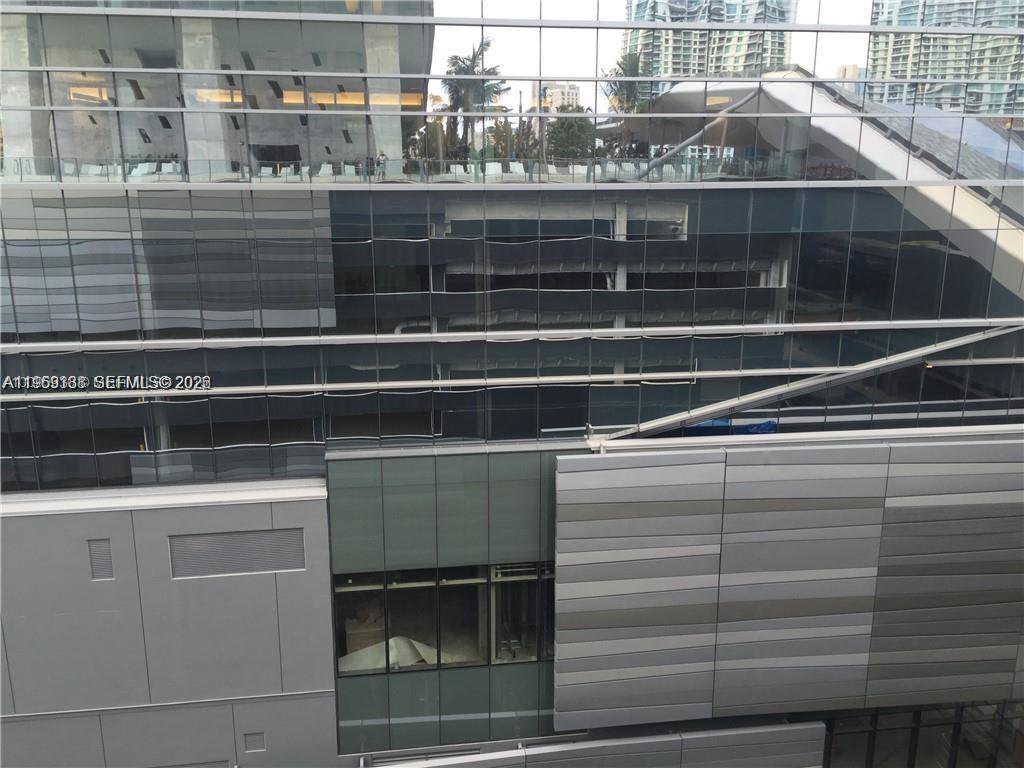 68 Southeast 6th Street, Unit 2807 Miami, FL 33131 - Photo 27 of 30