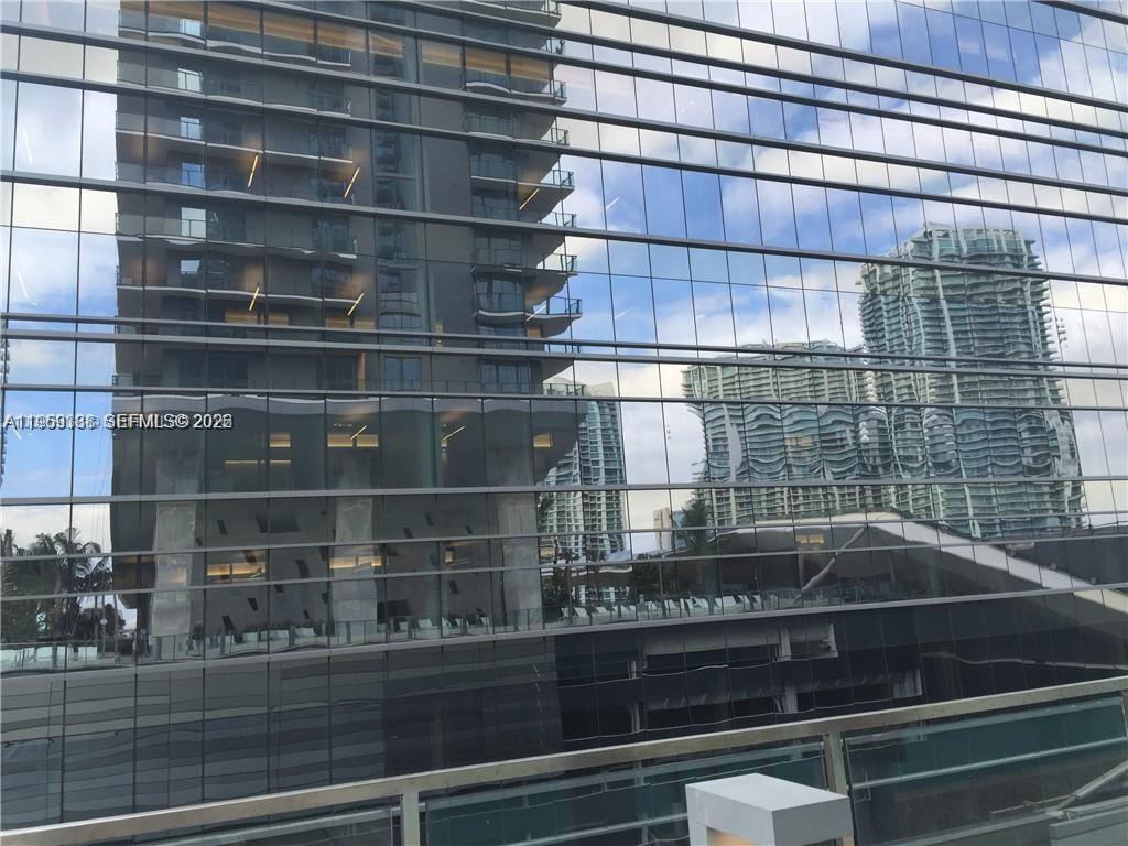 68 Southeast 6th Street, Unit 2807 Miami, FL 33131 - Photo 29 of 30