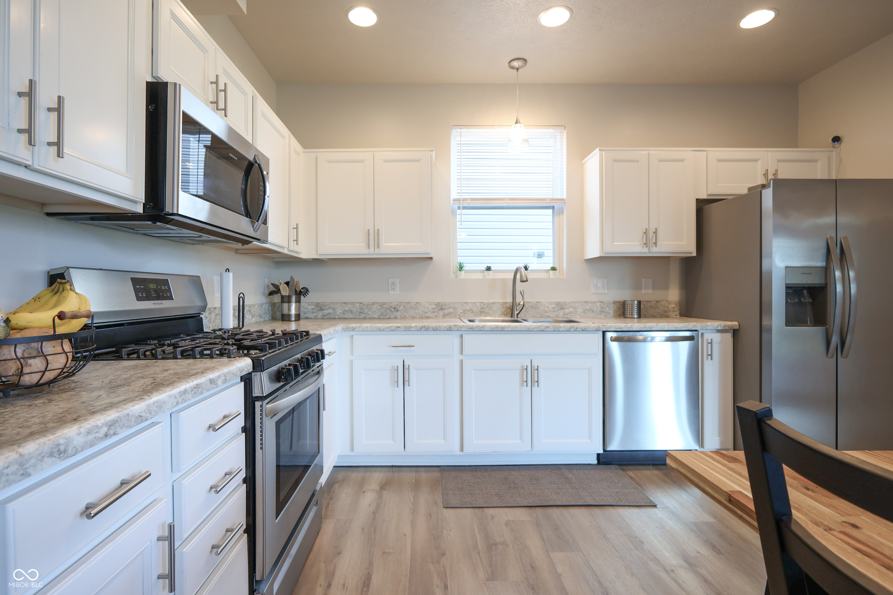 2101 Shadow Fox Drive Columbus, IN 47201 - Photo 11 of 39