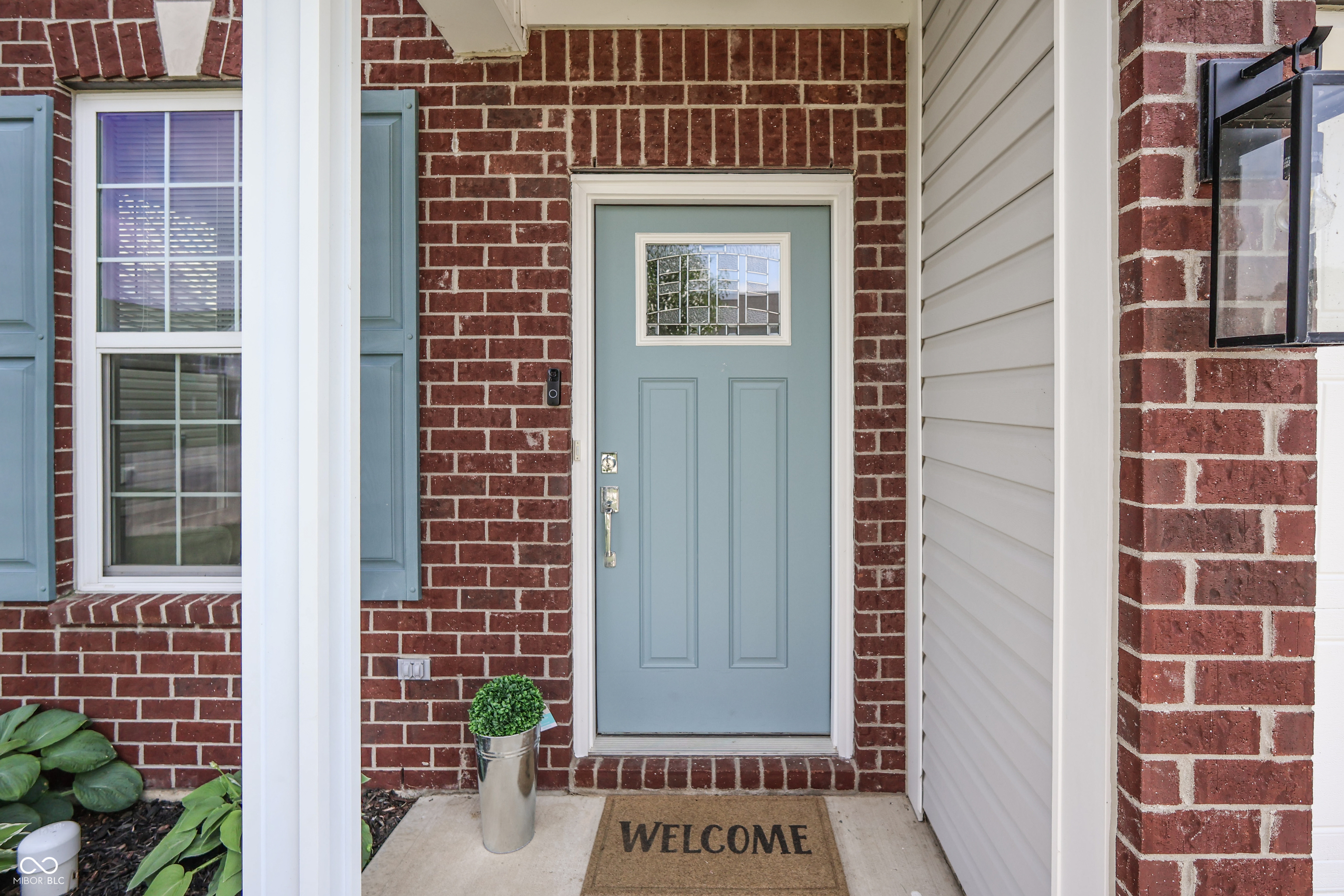 2101 Shadow Fox Drive Columbus, IN 47201 - Photo 3 of 39