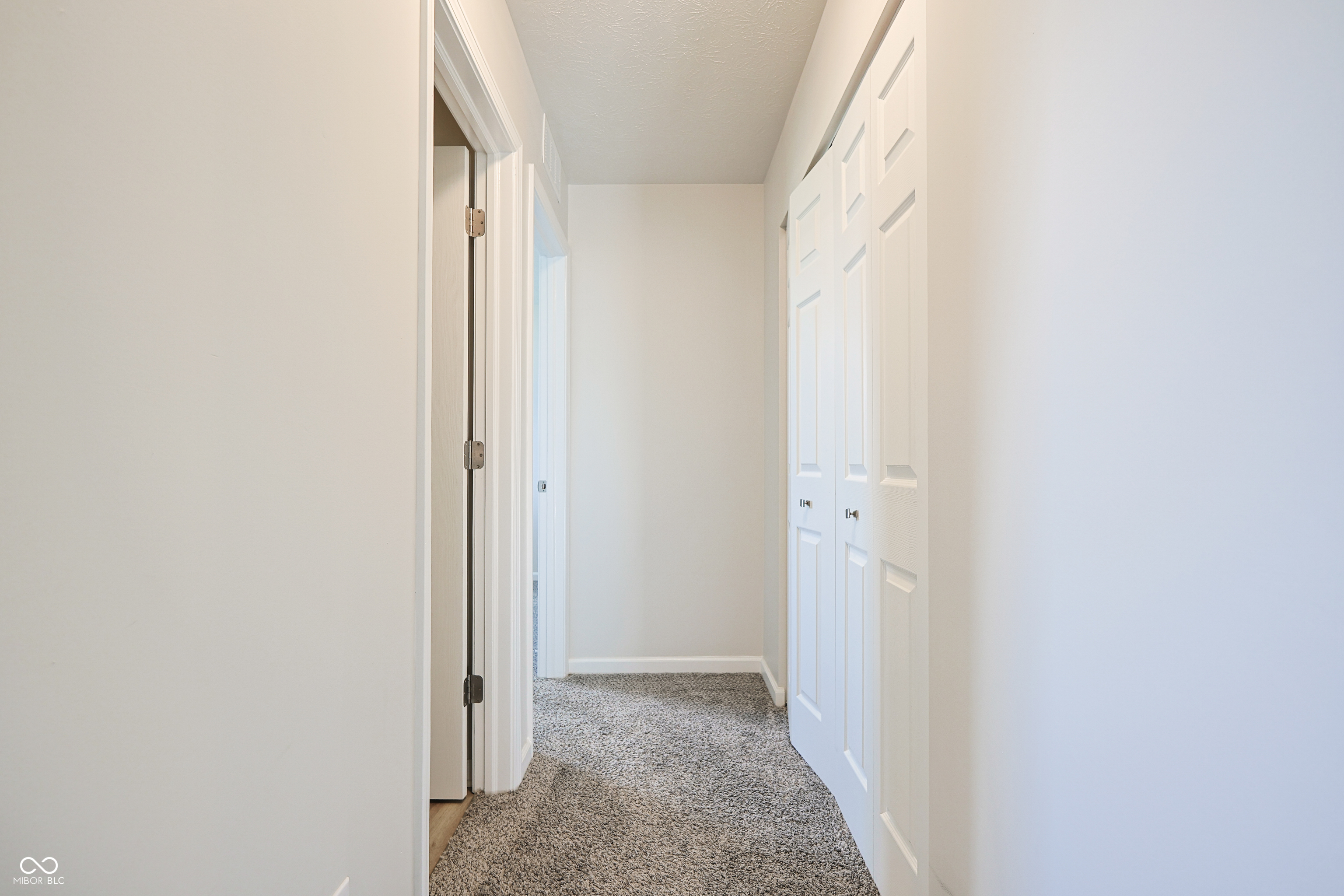 2101 Shadow Fox Drive Columbus, IN 47201 - Photo 35 of 39