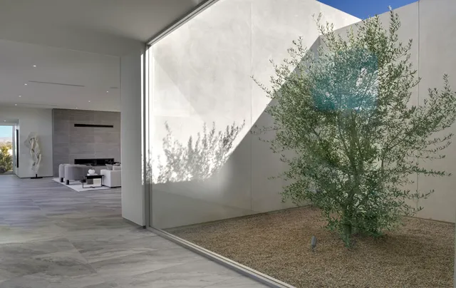 $5,575,000 | 16 Via Linea, Rancho Mirage, CA 92270