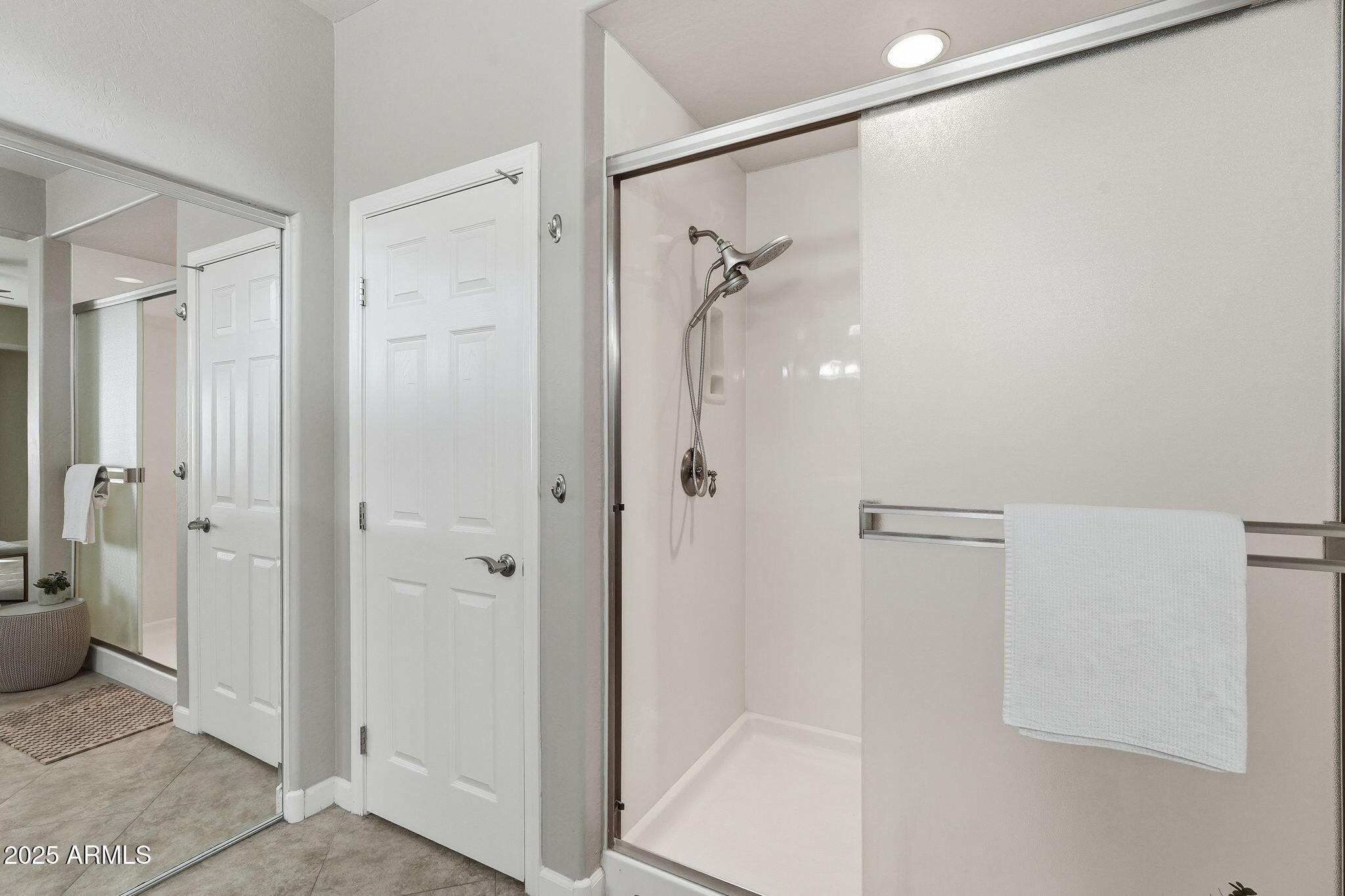 5161 North Scottsdale Road Eloy, AZ 85131 - Photo 27 of 58 a bathroom with a shower
