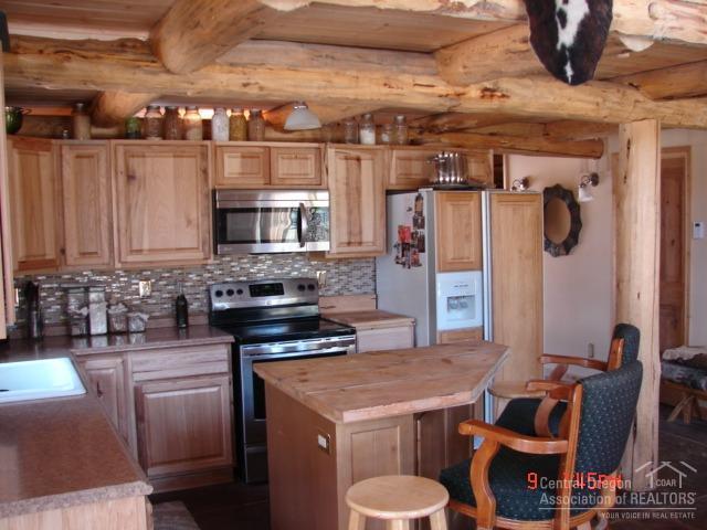 16633 Sprague Loop La Pine, OR 97739 - Photo 9 of 25 Additional Photo